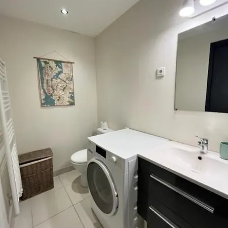 Le Grenier A Sel, Chaleureux 2 Chambres-centre-gare 아파트 *