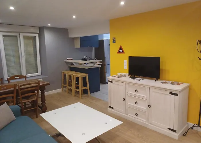 Le Grenier A Sel, Chaleureux 2 Chambres-centre-gare Reims